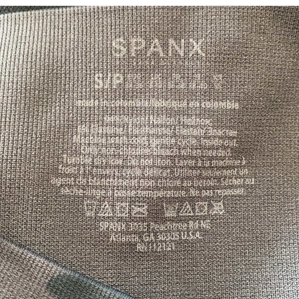 Spanx gray camo leggings size small